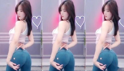虎牙女主播RD恩率 直播闪现视频